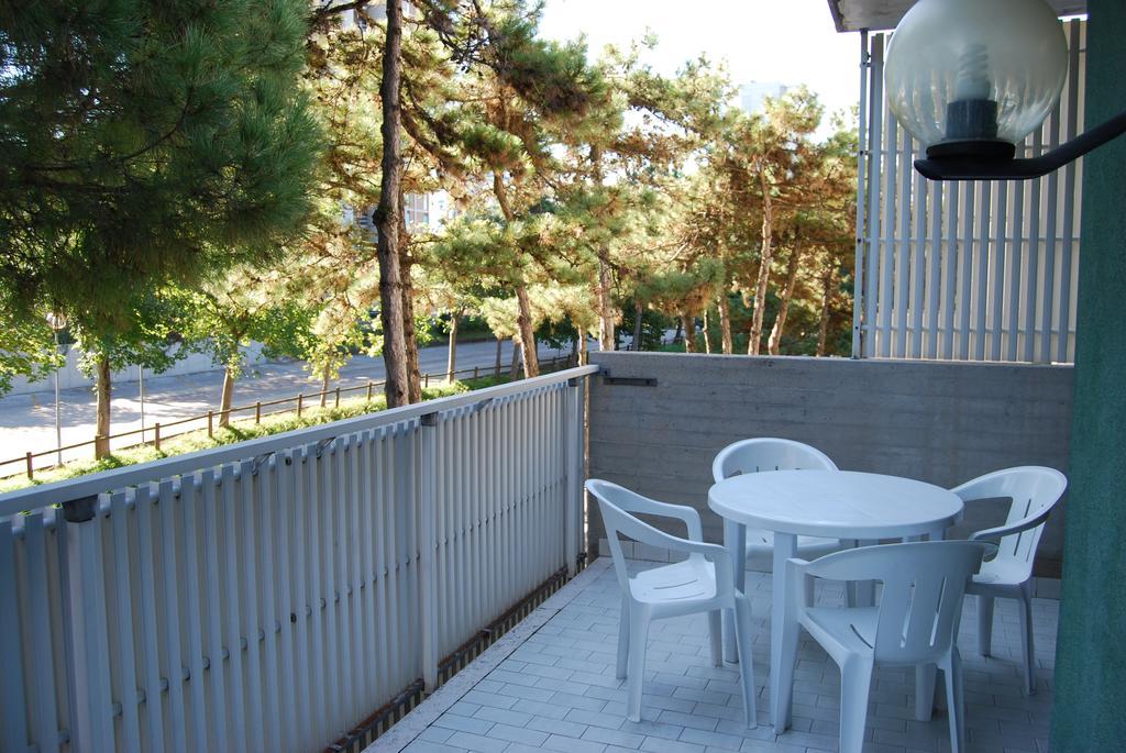 Appartamenti Vacanza Albatros Lignano Sabbiadoro Extérieur photo