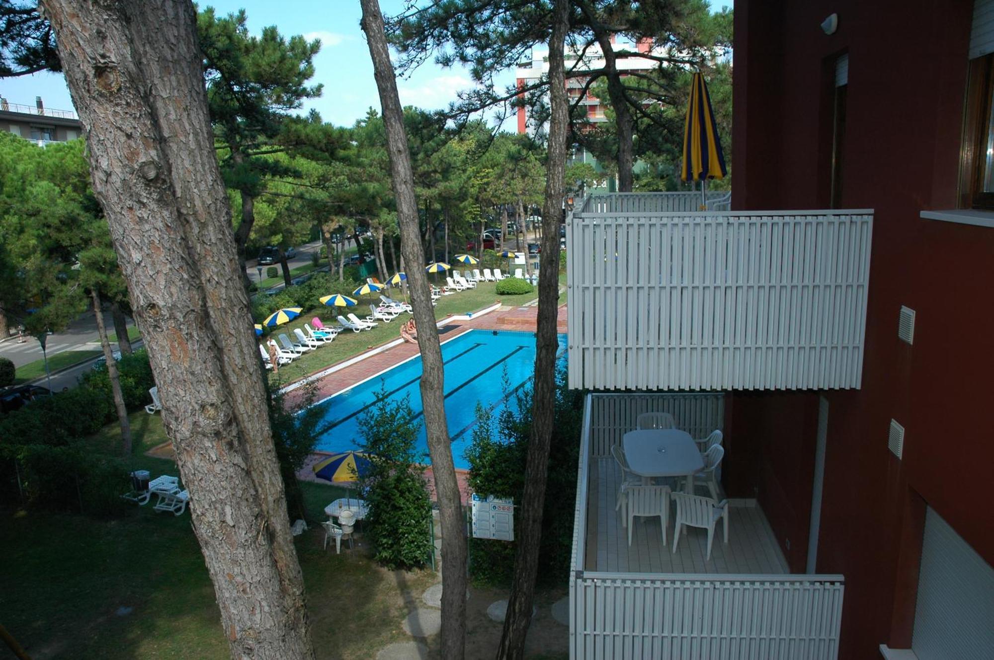Appartamenti Vacanza Albatros Lignano Sabbiadoro Extérieur photo